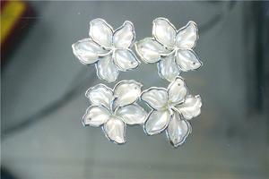 亞克力花卉工藝品配件 批發定制ABS與亞克力材質的花耳環與相框應用